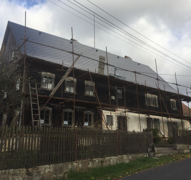 Kraj přispěl na obnovu podstávkového domu v Křižanech