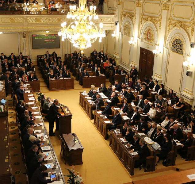 Sněmovna schválila prodloužení nouzového stavu do 17. května