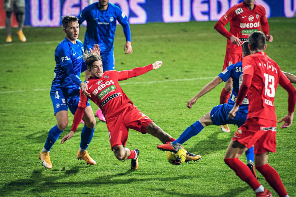 Zbrojovka doma nestačila na Slovan