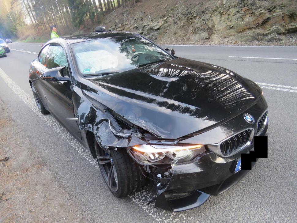 Ukradl auto a překročil v něm rychlost