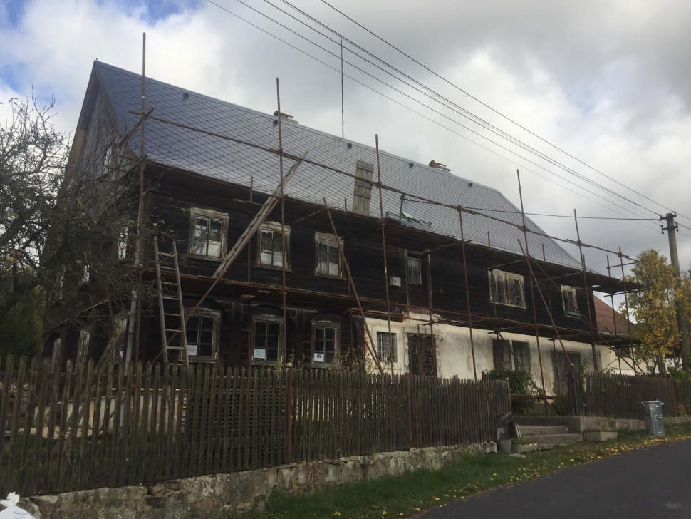 Kraj přispěl na obnovu podstávkového domu v Křižanech